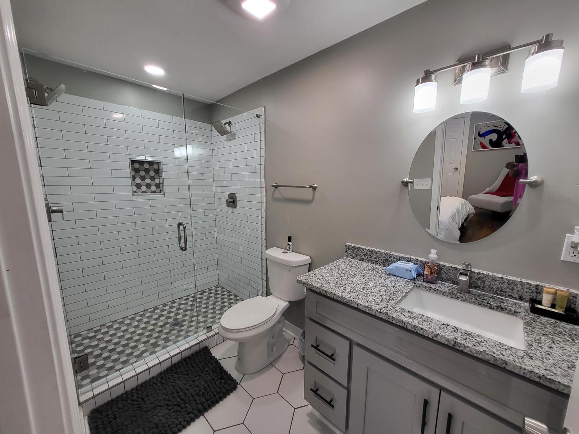 Rare Find! Private Heated Pool & Spa - Entire Home Near Atl City Center アトランタ エクステリア 写真